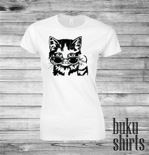 Load image into Gallery viewer, Kitty in Glasses